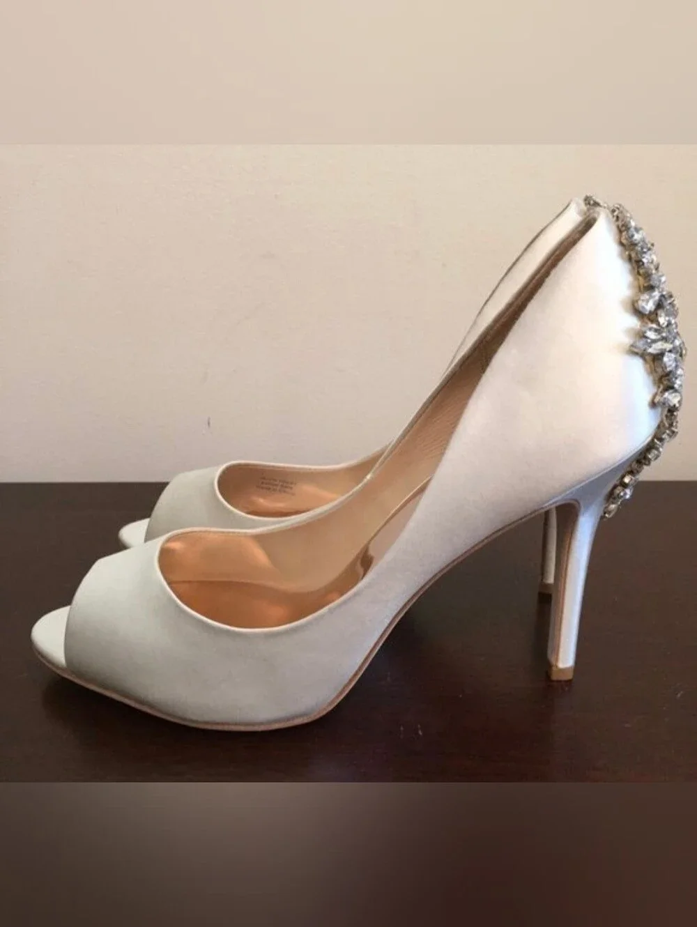 Badgley Mischka reposhing this